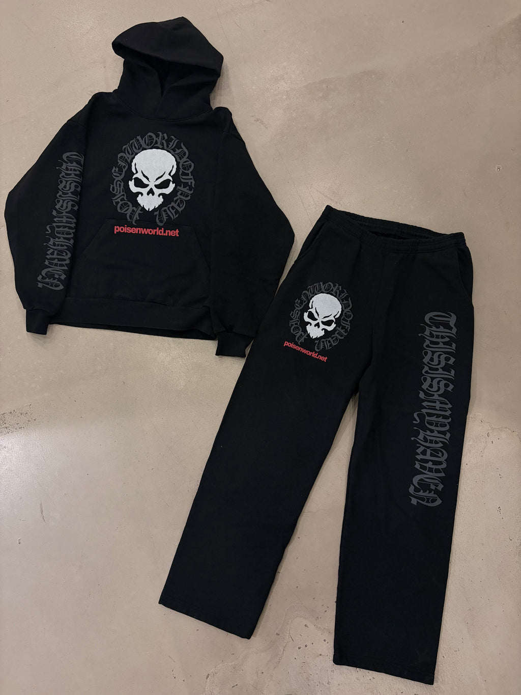 SANCTUARY ULTRA HEAVYWEIGHT HOODIE (phantom black)